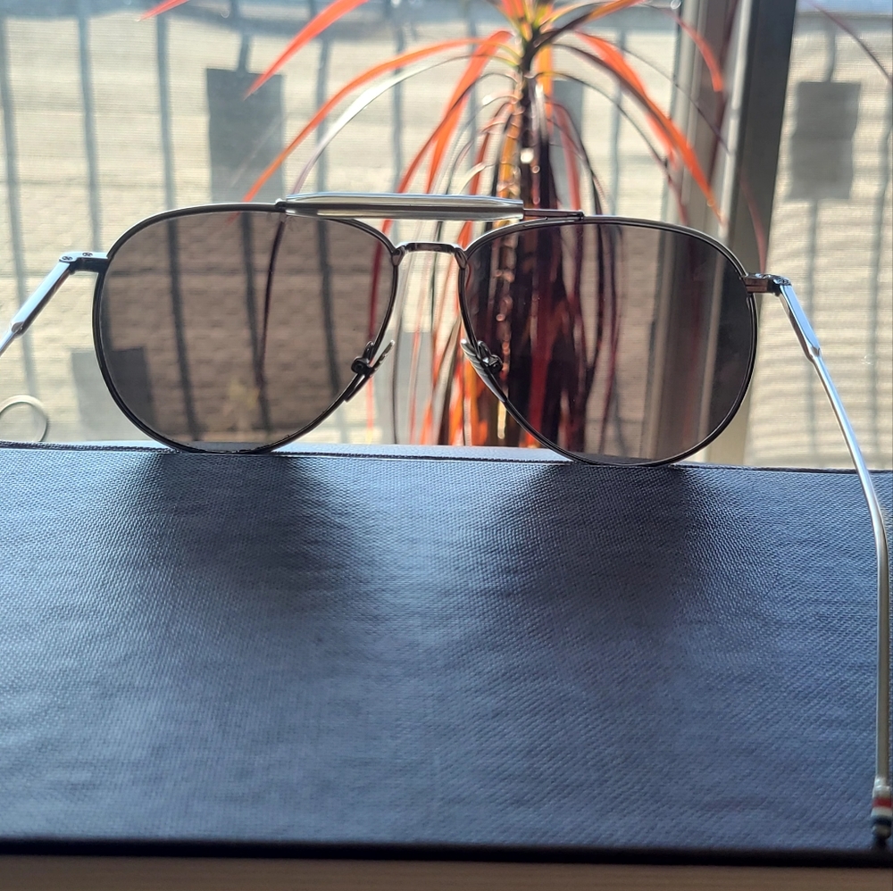 sunglasses - Picture 5 of 9